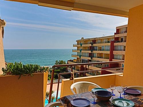 Appartement 2 Pièces Cabine avec Terrasse, Parking, 6 Pers - FR-1-472A-184