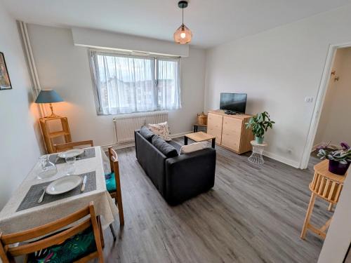 Appartement accueillant au cœur de Luxeuil-les-Bains proche thermes - FR-1-583-510