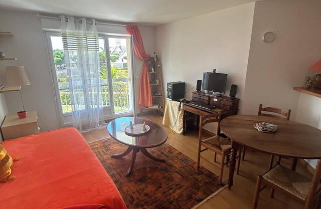 Appartement Clair et au Calme, Proche Mer, Centre Ville, et Casino Barrière !
