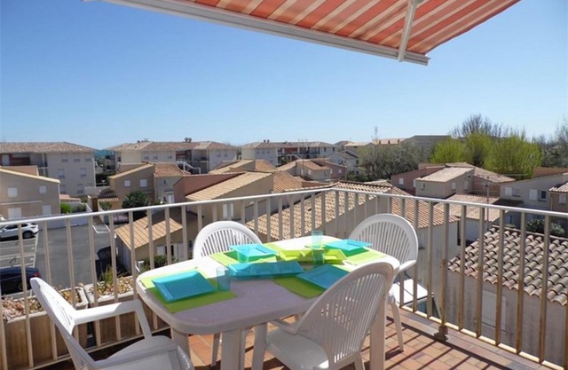 Appartement cosy 2 pièces cabine, terrasse, WIFI, parking privé, proche plage à Marseillan - FR-1-326-516