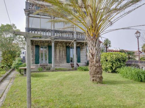 Appartement de Charme avec Jardin et Terrasse au Centre d'Hendaye, à 2 km de la Plage - FR-1-2-346