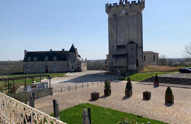 Appartement face au Donjon