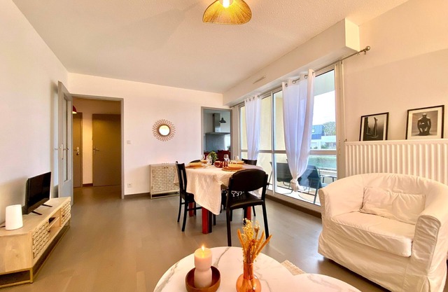 Appartement Le Cocon de la Plage Avec Terrasse à 2 min de la Plage et du Port