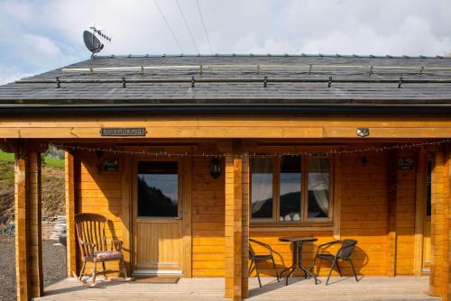 APPLE Cabin - Little Log Cabin in Wales