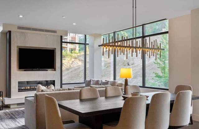 Après-Ski Haus Park City| Ski-In/Out Luxury Condo, Liftside