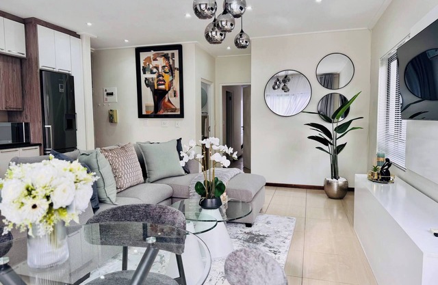 Apt 2 Bed in Stunning Golf Estate