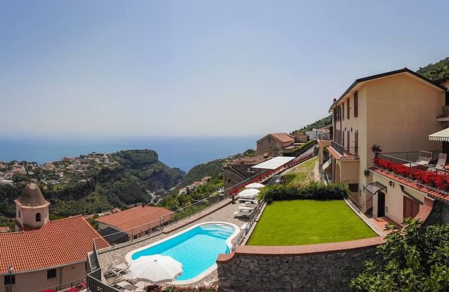 Apt Ilaria in Villa Laura near Ravello