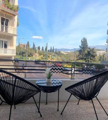 Apt w/View of OlympusZeusTemple/4BEDR-3BATH-2KITC
