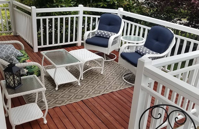 Arbor Rouge Cottage - A Romantic Relaxing Get-a-way!