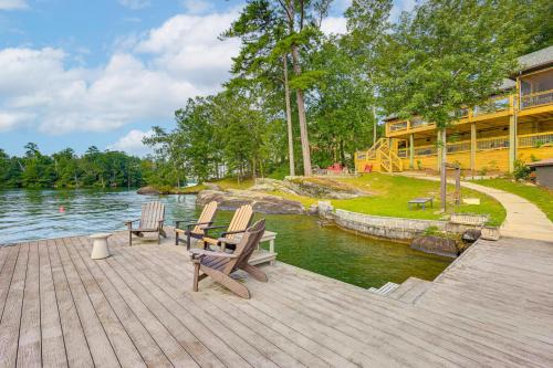 Arcade Cove - Renovated Lake Martin Home with Dock