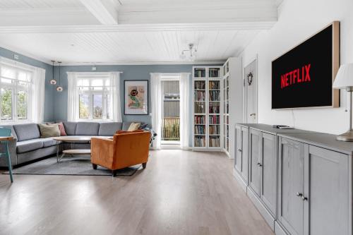 Arctic Familiy Villa - Ideal for Families & Groups