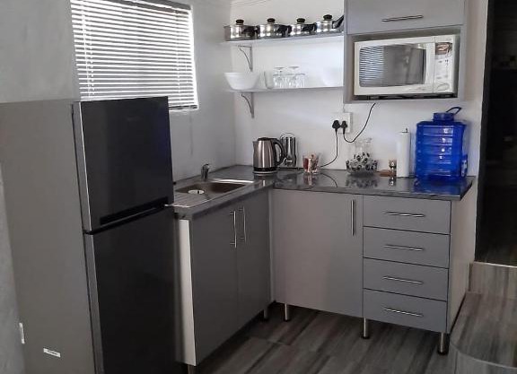 Ariah's Guesthouse and Self Catering