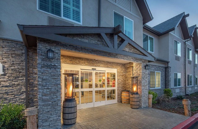 Aristocrat Hotel, BW Signature Collection