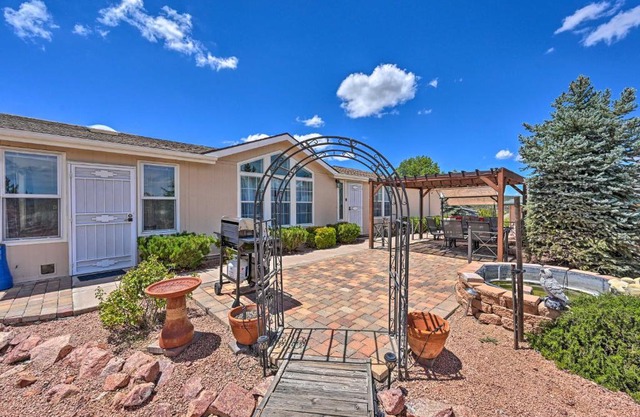 Arizona Room, Gas Grill Charming Payson Home!