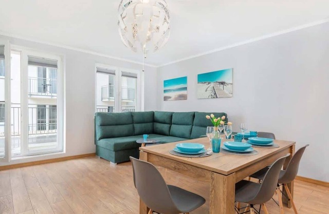 Armii Krajowej 6 | Two Bedroom Apartment | Parking