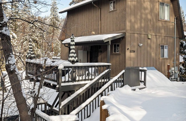 Arrowbear retreat - EV Charging, Generator, Arcade