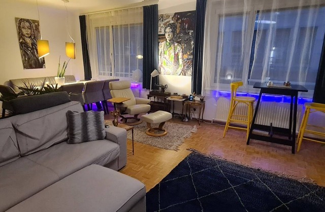 ArtApartment near Stephansplatz Stylish 2 Bedroom with AC