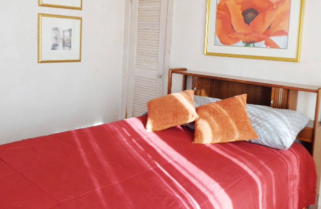 Artist Retreat in the Heart of Plaza