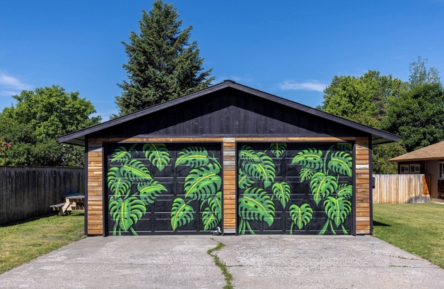 Artistic Minimalistic Escape at the base of Mount Sentinel in Missoula.