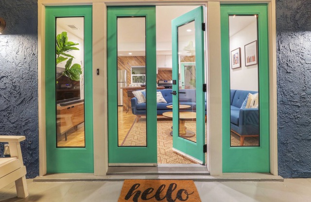 Artistic retro styled apartment central to Los Angeles