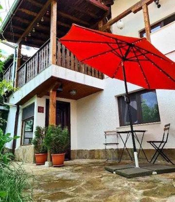 Arts Guest House -Beautiful villa for 6 persons