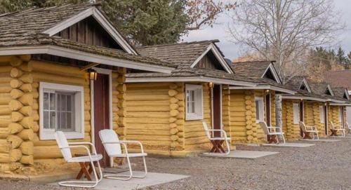 Ashton Log Cabins
