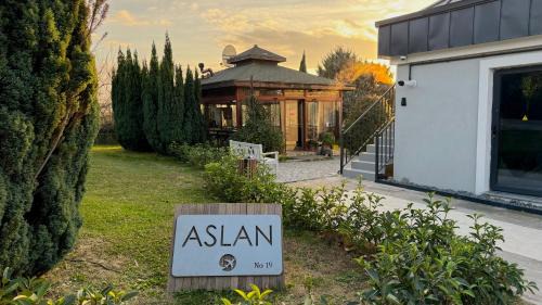 ASLAN AİRPORT Hotel