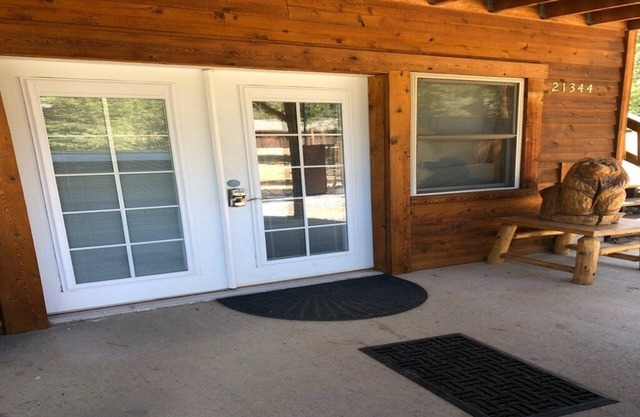{Aspen Chalet} Hot Tub, Tesla Charger, Near Deadwood!