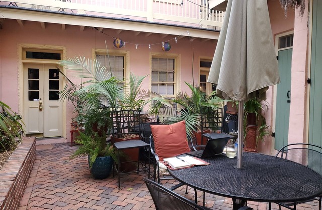At Home in the French Quarter - Lots of Charm!