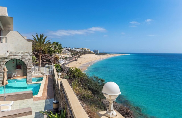 Atalaya de Jandía by LIVVO