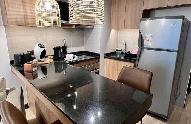 Atractivo y Moderno Estudio en Clinica Las Condes