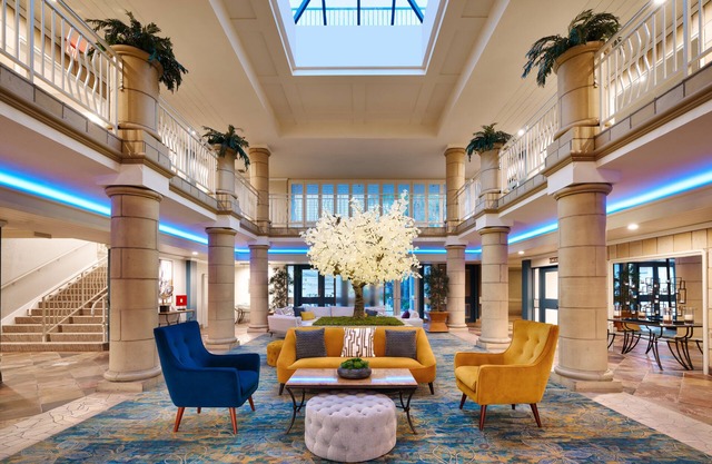 Atrium Hotel at Orange County Airport