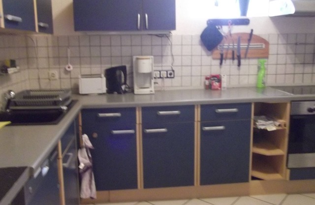 Attic apartment with open entablature