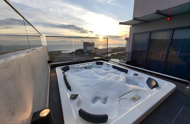 Attic Home Melaka Imperio Residence & Jonker