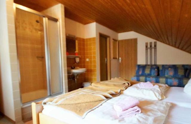 Attic room 35 - Gasthof zur Landeroith GmbH