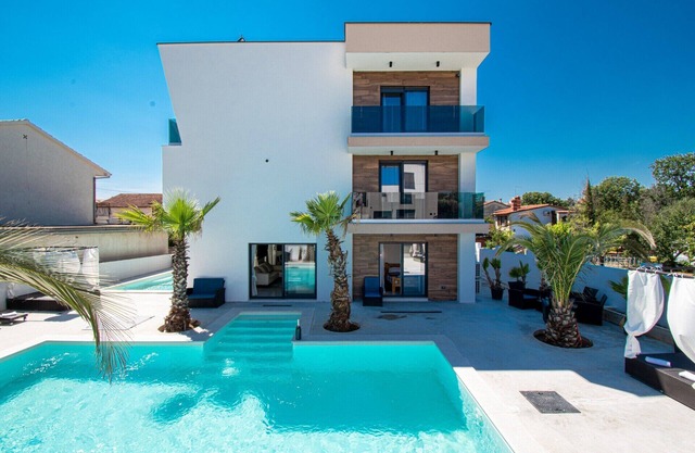 Attraktive Villa Zara für 28 Personen.