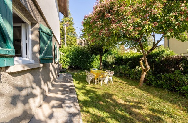 Au Petit Sequoia - Appt avec vue montagne