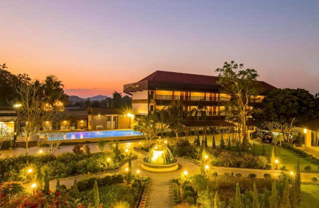 AU Place Hotel