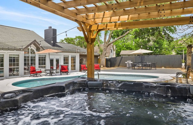 Austin Southern Retreat , the place for bachelor parties and bachelorettes