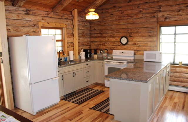 Authentic Maine Cabin w/ New Amenities Directly on Thompson Lake.