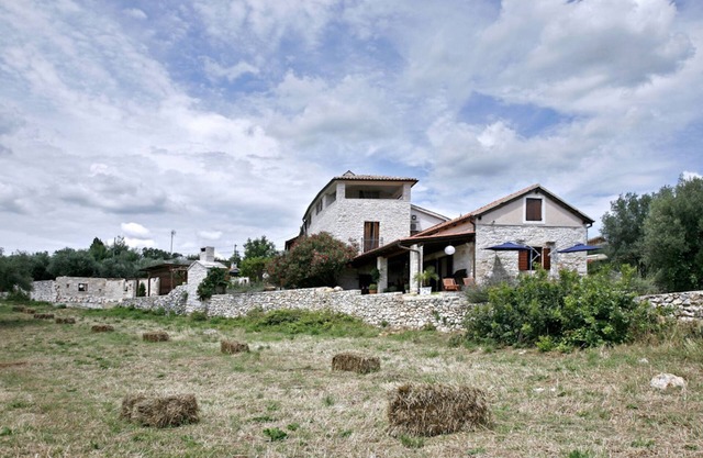 Authentic Seaside Stone House in a Peaceful Environment at the Istrian Coast