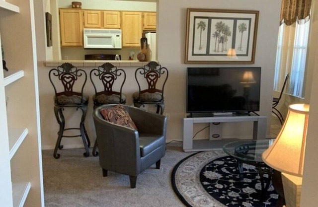 AVAIL 9-29 TO 10-31-25 AT JUST REDUCED RATES! QUIET 3RD FLOOR UNIT W/GOOD VIEWS