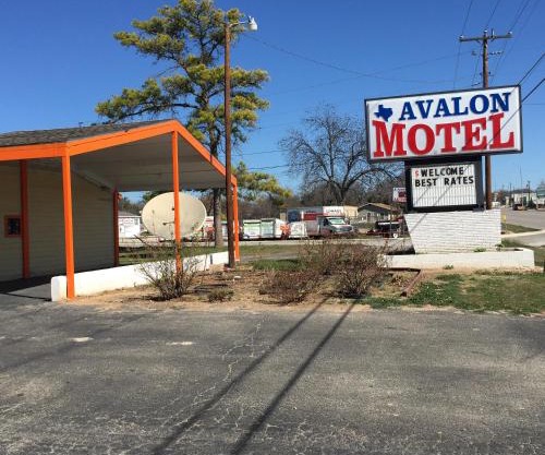 Avalon Motel