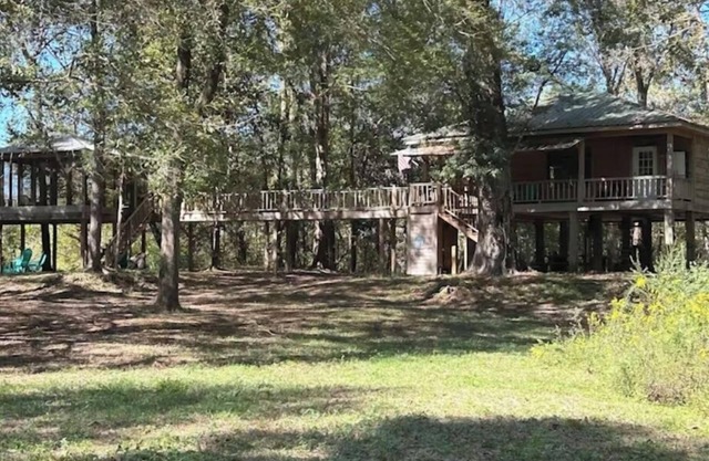 Avalon's Creekside Camp - Perfect summer stay