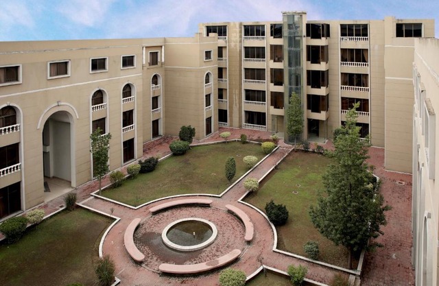 Avari Xpress, Islamabad