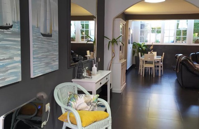 Avenida de León Pareado/Adosado