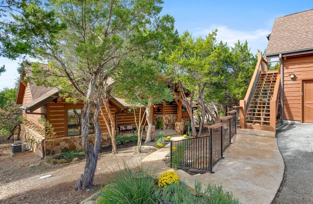 Awesome 3BR/2BA Cottage at Hollows Resort, Beach Club, Marina, Pools, Fitness (Pet Friendly)