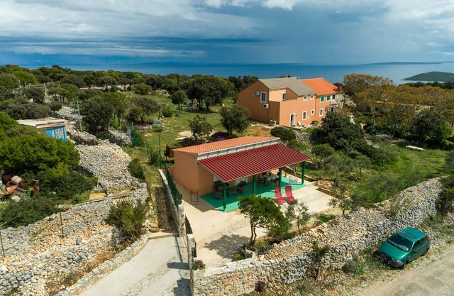 Awesome home in Veli Losinj with WiFi