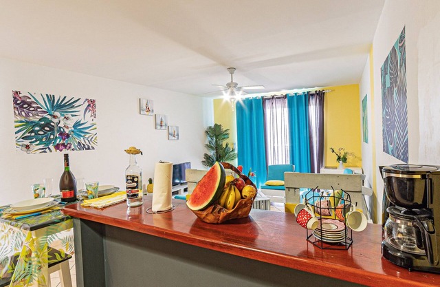 Azur - Guadeloupe 10 min à Pieds de la Plage, Restaurants et Commodités