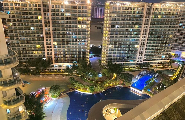 Azure Cozy Cheap Condo Apartment with View and Balcony
